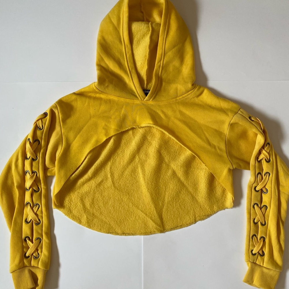Cropped hoodie